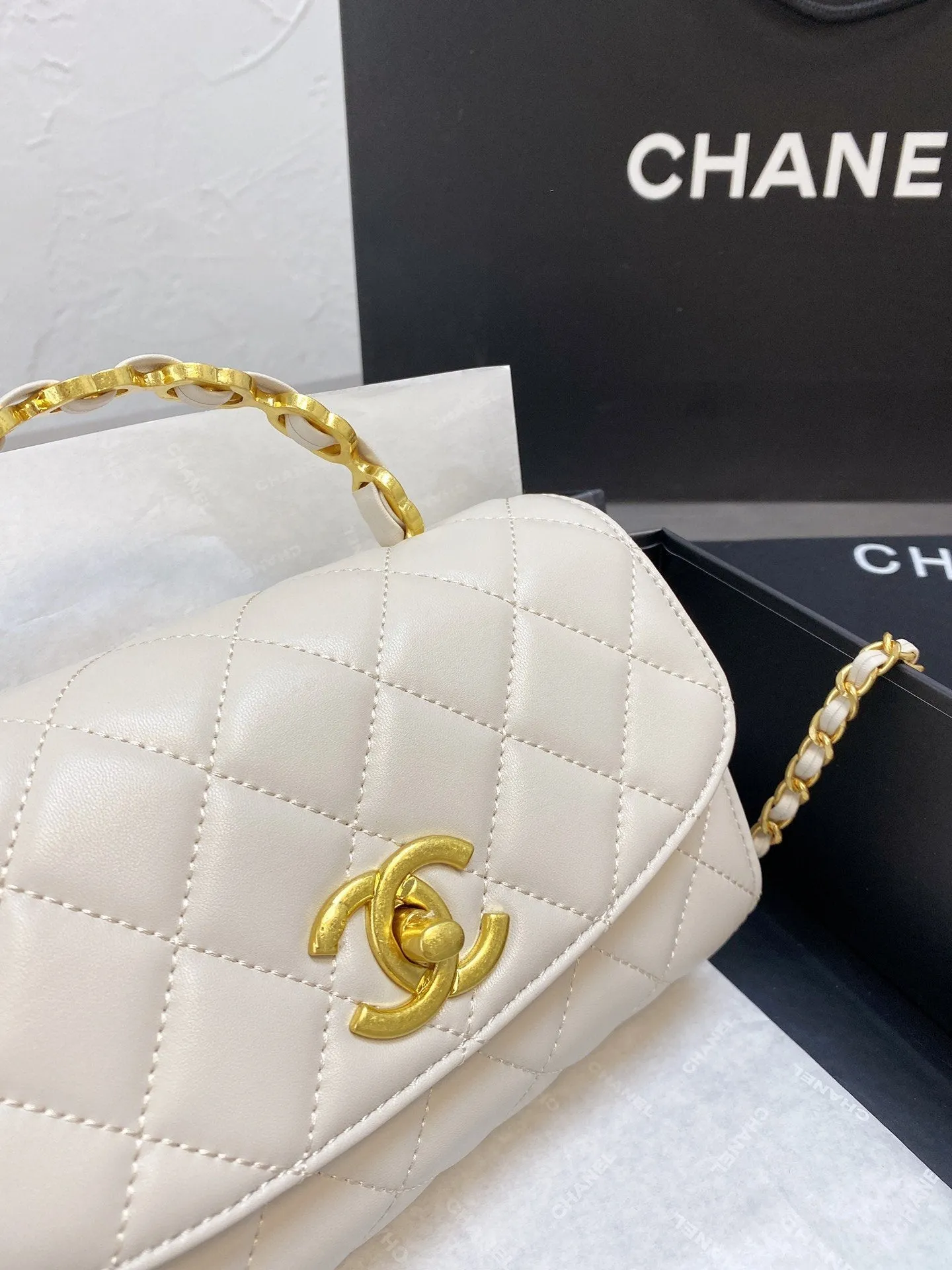 Designer Handbags CL 127
